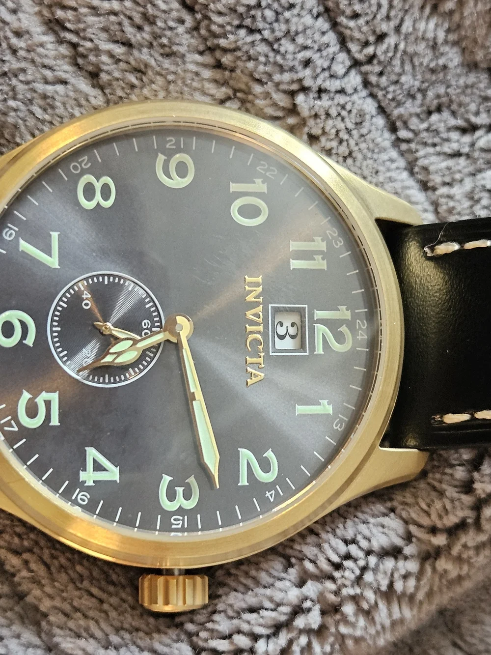Invicta Men's Black Leather Strap Gold Case Watch